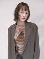 イル(ill)&nbsp;ナチュラル　切りっぱなし　ボブ　オン眉　レイヤー