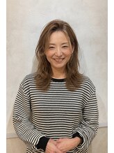 アグ ヘアー アイズ 関店(Agu hair I''s) 三岡 恭子