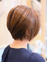 リビーチ ヘア リゾート 赤羽(Rebeach HAIR RESORT) 【赤羽リビーチ】前下がりベースのショートレイヤー