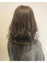 レナークイスト(LENAHC ist) 艶カラー☆ラベンダーアッシュ