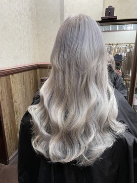 ディー エメ(D-aimer-) マックスハイトーン、シルバーホワイトカラー&エクステ