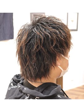 ウィスカーヘアー(whisker hair) ナチュラルツイストスパイラル