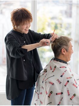 ビボンドサクラ(B.bond.Sakura)の写真/髪と一緒にメンテナンス◇産毛など剃りにくい耳などもプロの技術、お手入れにおまかせ◎