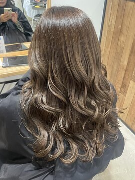 フルール バイ サファリ(fleur by safari) ハニーベージュュ/ロング/30代/カラーリストkanae