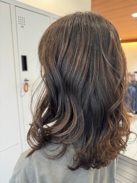 グランデュール 藤枝店(GRANDEUR) ミディアムレイヤー　島田/藤枝/焼津/静岡