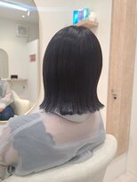 シア 新越谷店(SHEER)&nbsp;切りっぱなしボブ×透明感カラー