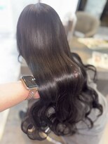 ラビス 浦和(Lovis) 黒髪カタログ/ボブルフ/ネビージュ/ワンレン/スペインカール