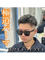 ルースト 心斎橋店(ROOST) 短髪/極道パーマ/ホワイトメッシュ