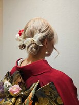 ウィスプ 赤羽店(wisp)&nbsp;ハイトーンヘア×ツインテールアレンジ お団子/着付け/和装#3