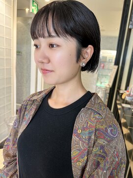 ラパンセヴェール(LA PENSEE VERT) 【LA PENSEE カホ】リップラインのボブスタイル