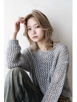メノン 茨木店(Menon) イメチェン！レイヤーボブ　ミニウルフ　ホワイトブロンド