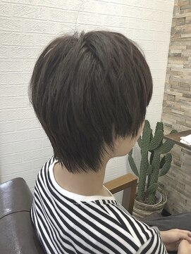 アトリエナガノ(atelier nagano) ショートボブ/ニュアンスカラー/センターパート/ブルージュ