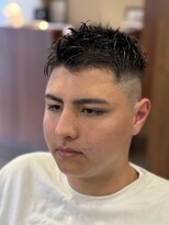 クラッキ ヘアークリエイション(CRAQUE hair creation)&nbsp;エッジ効かせた爽やかフェード