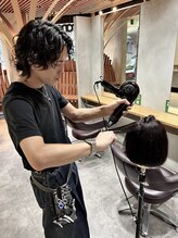 今日のヘアスタイルが明日の私たちを育ててくれる