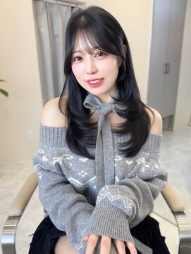 フェミニン韓国風レイヤー×透明感カラー