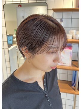 ジーナ 浦和(Zina) 耳掛けショート♪