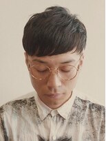 ファミリィ (PHAMILEE) 重さを残しモード感あるツーブロックショート