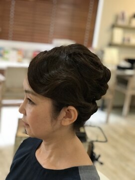 アーティスト サロン ショウ(artist salon SHOW) 上品アップスタイル　フィンガーウェーブセット　30代40代50代