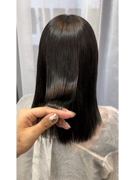 ヘアーアイスカルテット(HAIR ICI QUARTET) 20代30代40代酸性ストレート艶感透明感