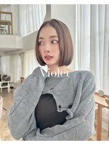 バイオレット 表参道店(Violet)&nbsp;ぱっつん切りっぱなしワンレンショートボブ前髪なし大人ベージュ