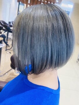 グランデュール 静岡インター通り店(GRANDEUR) 前下がりボブ☆ブリーチonブルージュ