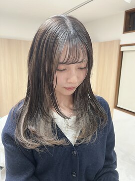 メロウ(mellow) レイヤーカット×インナーカラー