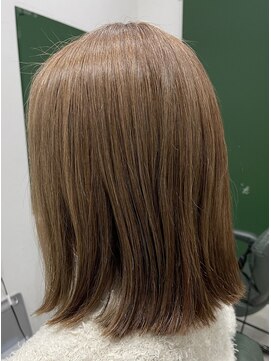 フー バイ セリナ(Fuu.by serina) 白髪ぼかし◎ 明るめくすみベージュカラー