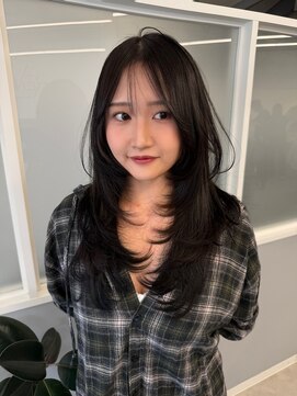 レノ(RENO) ロングレイヤー抜け感ハッシュカット顔まわりレイヤー@20代30代