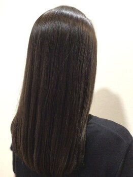 ジーラジーラ(giira-giira)の写真/【髪質に合わせプロ目線でご提案】髪質改善トリートメント導入!!メテオ取扱◆潤いを与え柔らかな美髪へ。