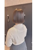 ホワイト(WHITE)&nbsp;ブリーチなしのヘーゼルカラー