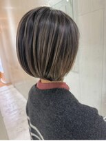 タブーセントラル(TABOO Central)&nbsp;大人ボブスタイル/シャドールーツ/Aujuaトリートメント