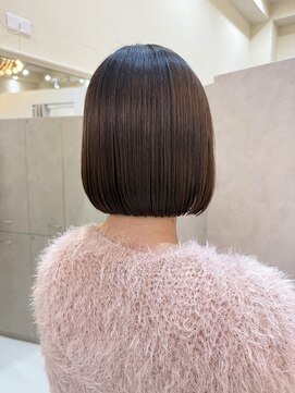 ラ ポルト ドゥ サワ(La Porte de SAWA) ◎ストレートボブ×艶髪でオフィス向け美人