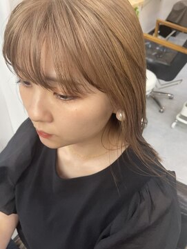 カリシア(CARICIA) ミディアムヘア