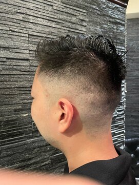 ヒロギンザ 池袋 サンシャイン通り店(HIRO GINZA) フェードカット