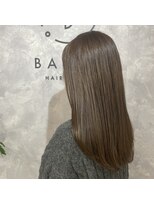 バッカ 横浜桜木町店(BACCA)&nbsp;ナチュラルロング/ベージュ