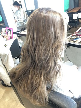 ゴートヘアトヨナカ(GOAT hair Toyonaka) 王道ベージュレイヤースタイル