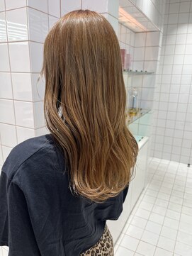 ロンドルーチェ 心斎橋(Lond luce) ダークアッシュ/ミディアムレイヤーカット［髪質改善/縮毛矯正］