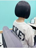 ばっさりボブスタイル