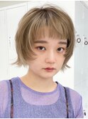 斜めバング/シルキーベージュ/ブラントカット[渋谷駅]