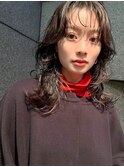 ベージュインナーカラーショートボブレイヤーミディアム前髪