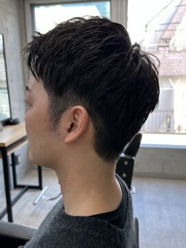 フイ 新宿3丁目(Hui) ハイトーンカラー/マッシュパーマ/アースカラー/men's/