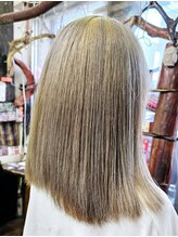 ヘアーメイク ロコ エクステンションズ 亀戸店(Hair make ROCO Market etensions) oka Chee