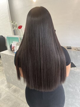 イロ バイ ミロク(ILO by miloc) オイルストレート