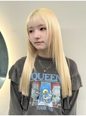 ペールピンクブロンドシルバーホワイトベージュ顔周りレイヤー