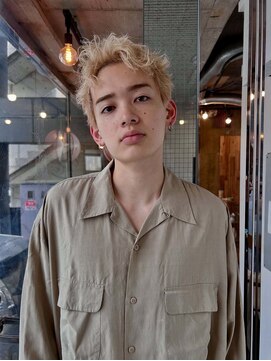 ヒュージ 三軒茶屋(huge) ブロンドスパイキーショート/ブリーチ/メンズカット/メンズ