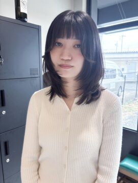 エデル(edel) ミディアムレイヤーカット