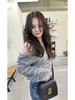 ラ キング(LA KING)&nbsp;黒髪/クラゲヘアー/オリーブグレー/小顔/ココアベージュ/栄