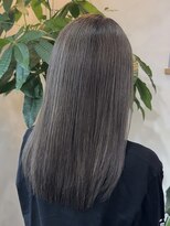 ルーチェ(Lu-che)&nbsp;【赤味嫌いな方向け】ブリーチ1回でできるグレージュカラー