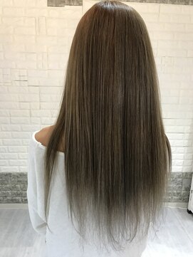 セブンス センス(Seventh Sense) 赤みなしのプラチナシルバー