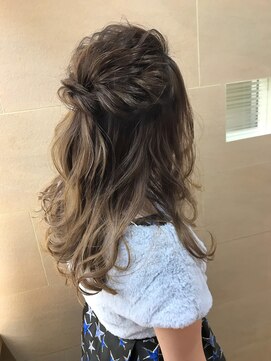 ユーフォリア 新宿通り(Euphoria) 【Euphoria】ふわふわハーフアップ☆長谷川壮